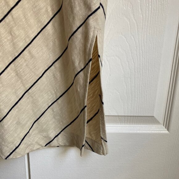 Stripe top and skirt set - Picture 12 of 16